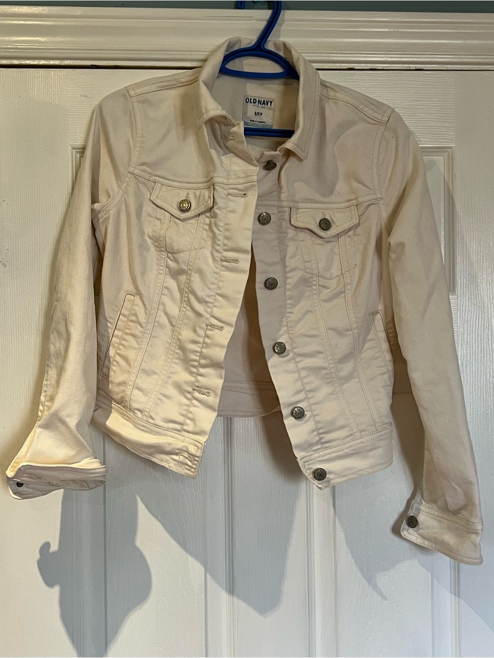Old Navy Women's Cream-Colored Denim Jacket